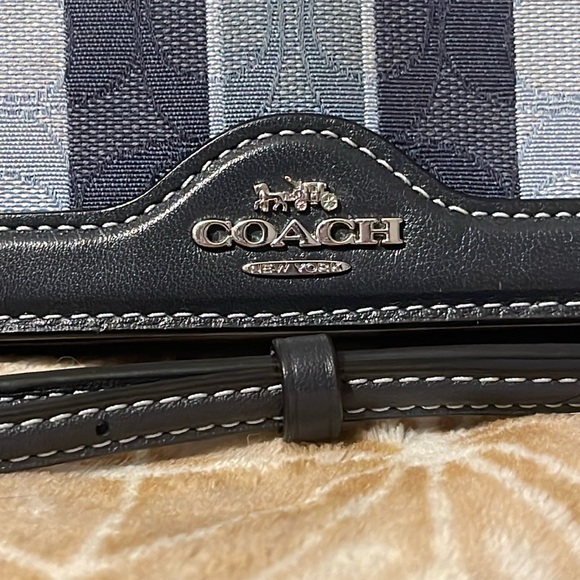 Coach Anna Fold Over Crossbody - Picture 4 of 16